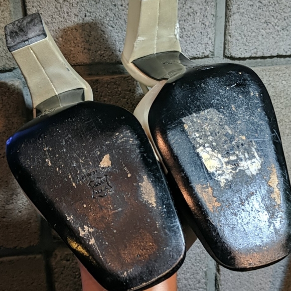 DONATED -Bruno Magli Satin Cream/Black Slingback Heels, Classic, Preppy, Italian - Picture 7 of 7